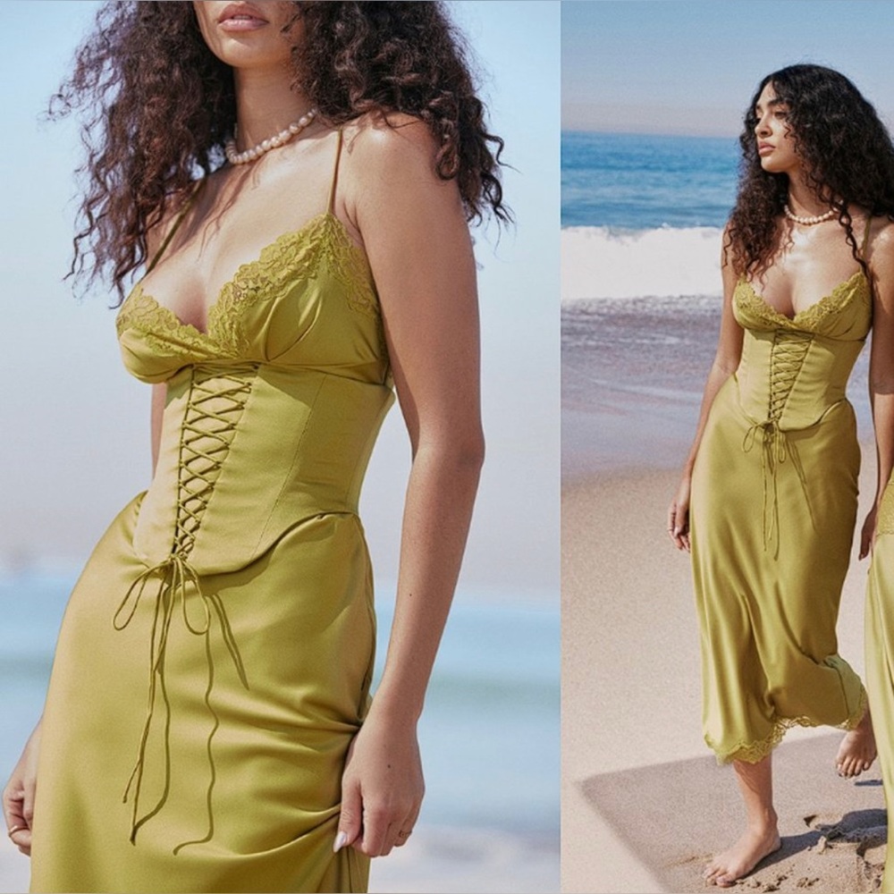HOUSE OF CB 'Salma' Chartreuse Satin Slip Dress NWT size L with plus cups